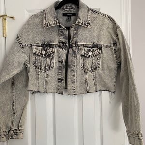 Cropped denim jacket